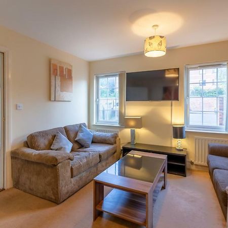 Newcastle City Centre Spacious Town House Free Parking And Wifi Экстерьер фото